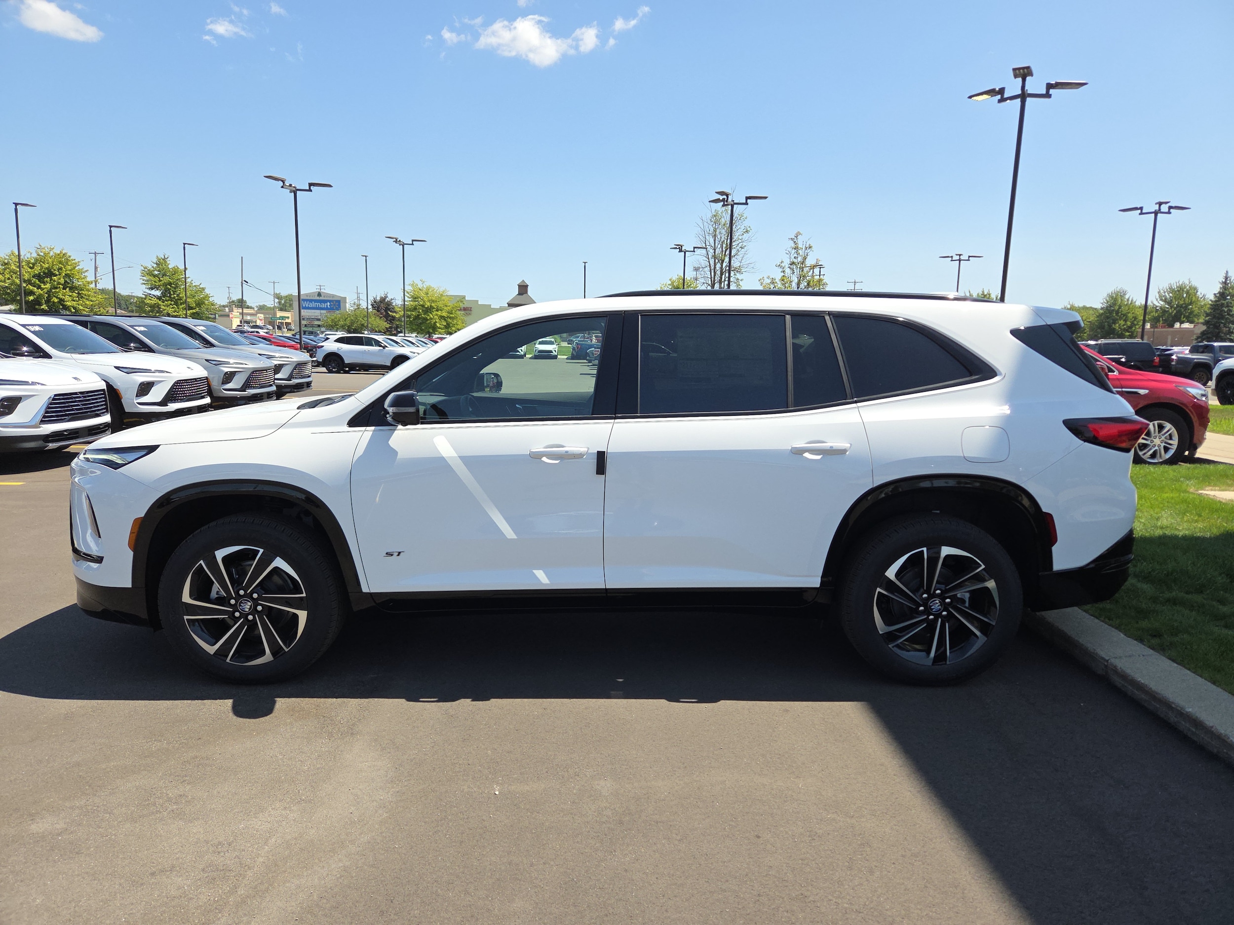 2026 Buick Enclave Sport Touring - Photo 4