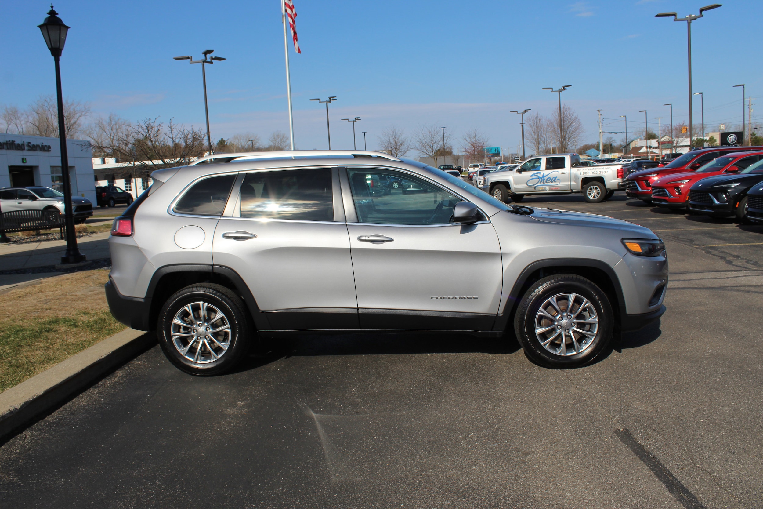 Used 2020 Jeep Cherokee Lux with VIN 1C4PJMLX8LD631412 for sale in Saginaw, MI