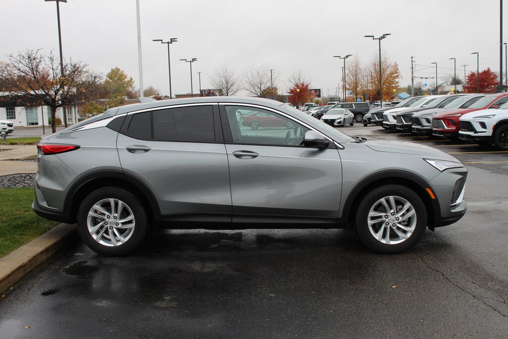 New 2026 Buick Envista Preferred SUV