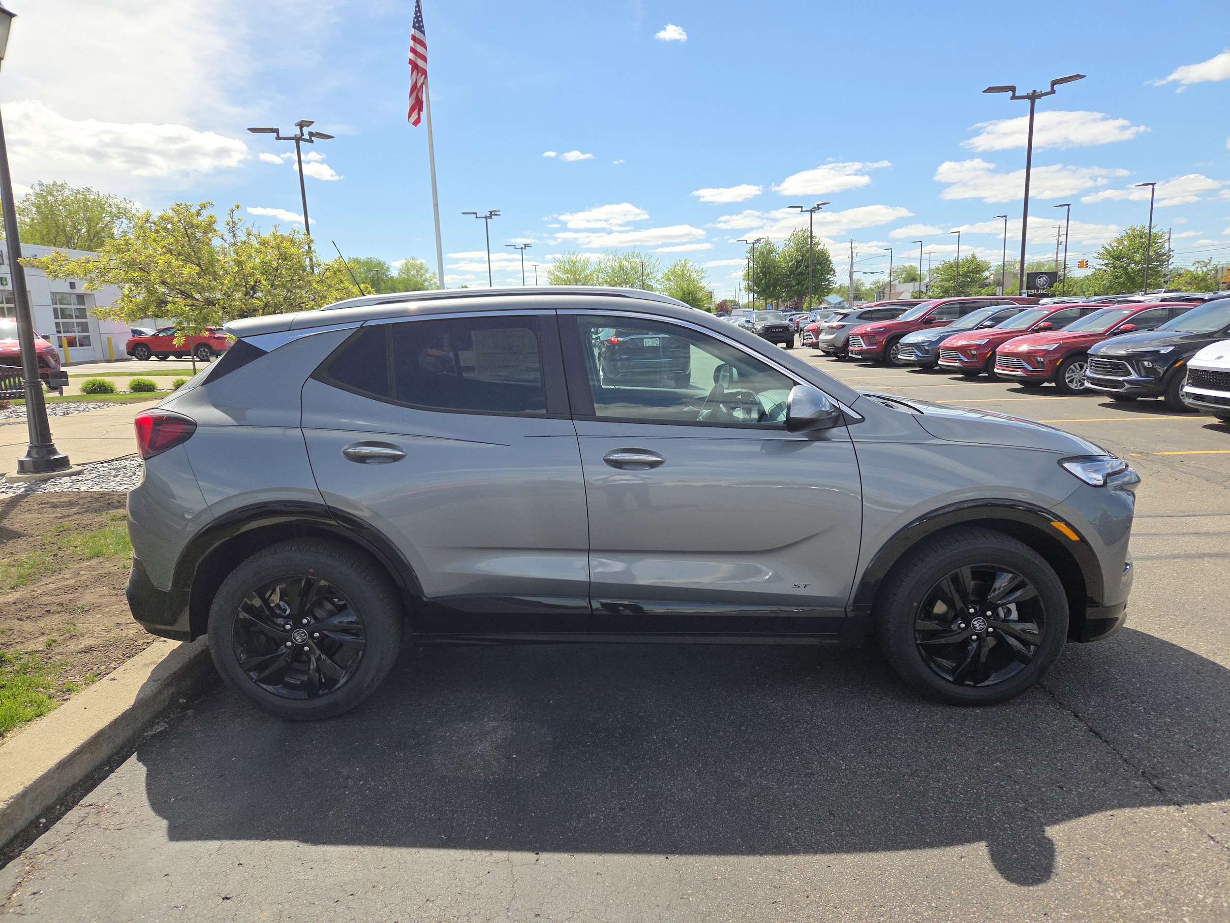 2026 Buick Encore GX Sport Touring - Photo 8
