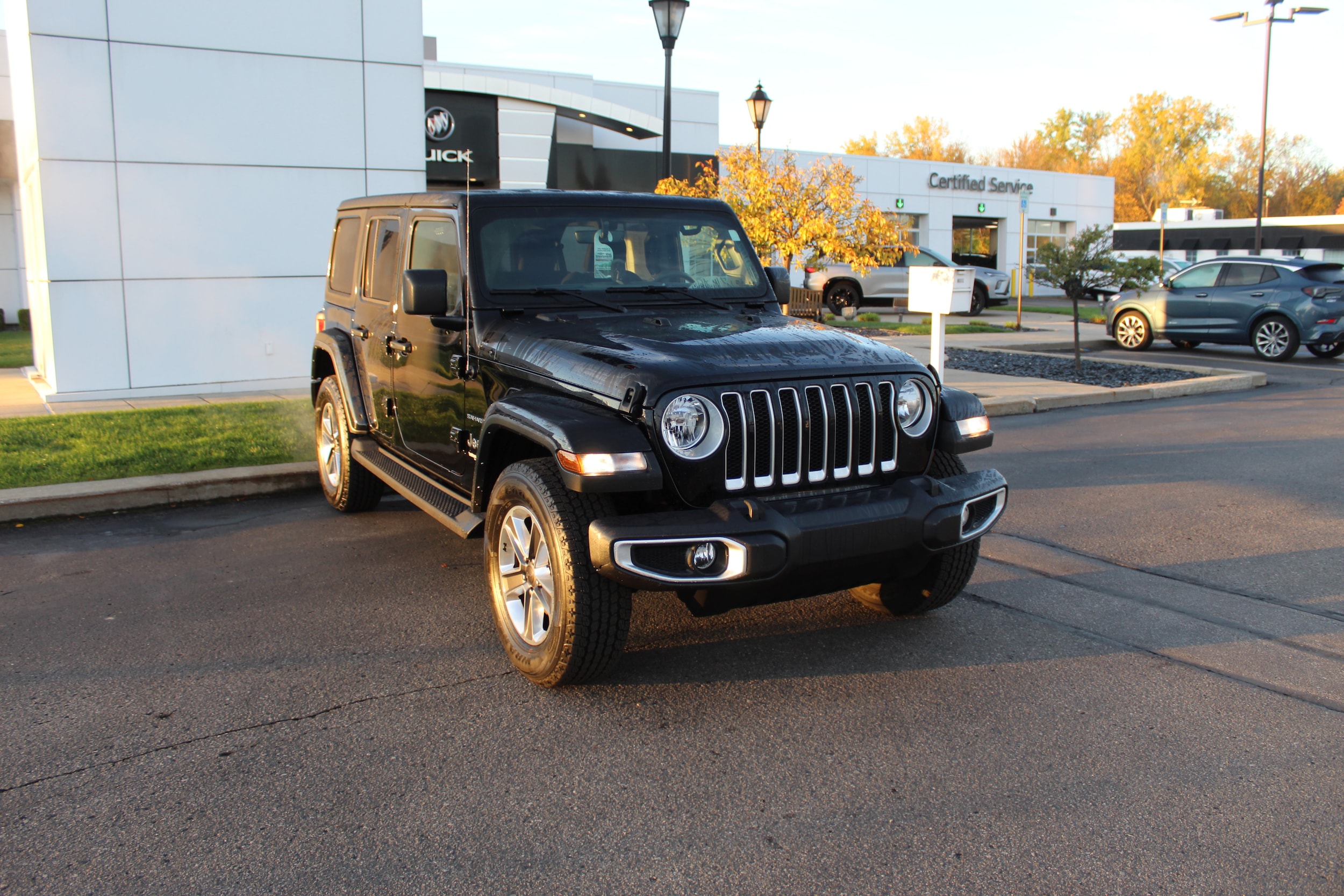 2022 Jeep Wrangler Unlimited Sahara's photo