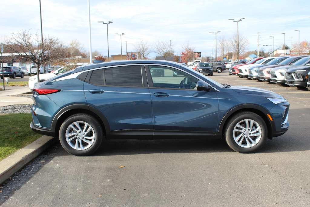 New 2026 Buick Envista Preferred SUV