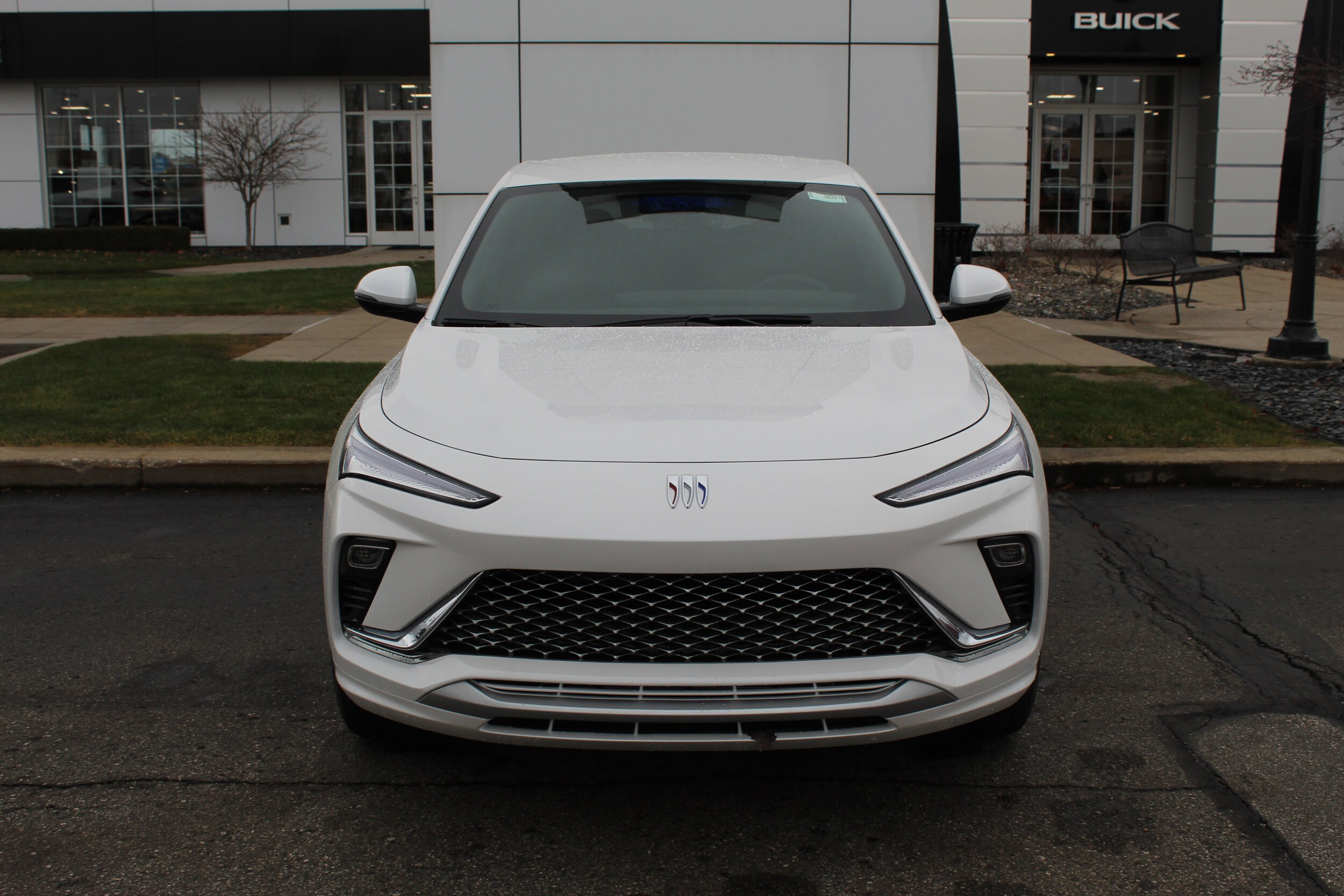 2026 Buick Envista Avenir photo 2
