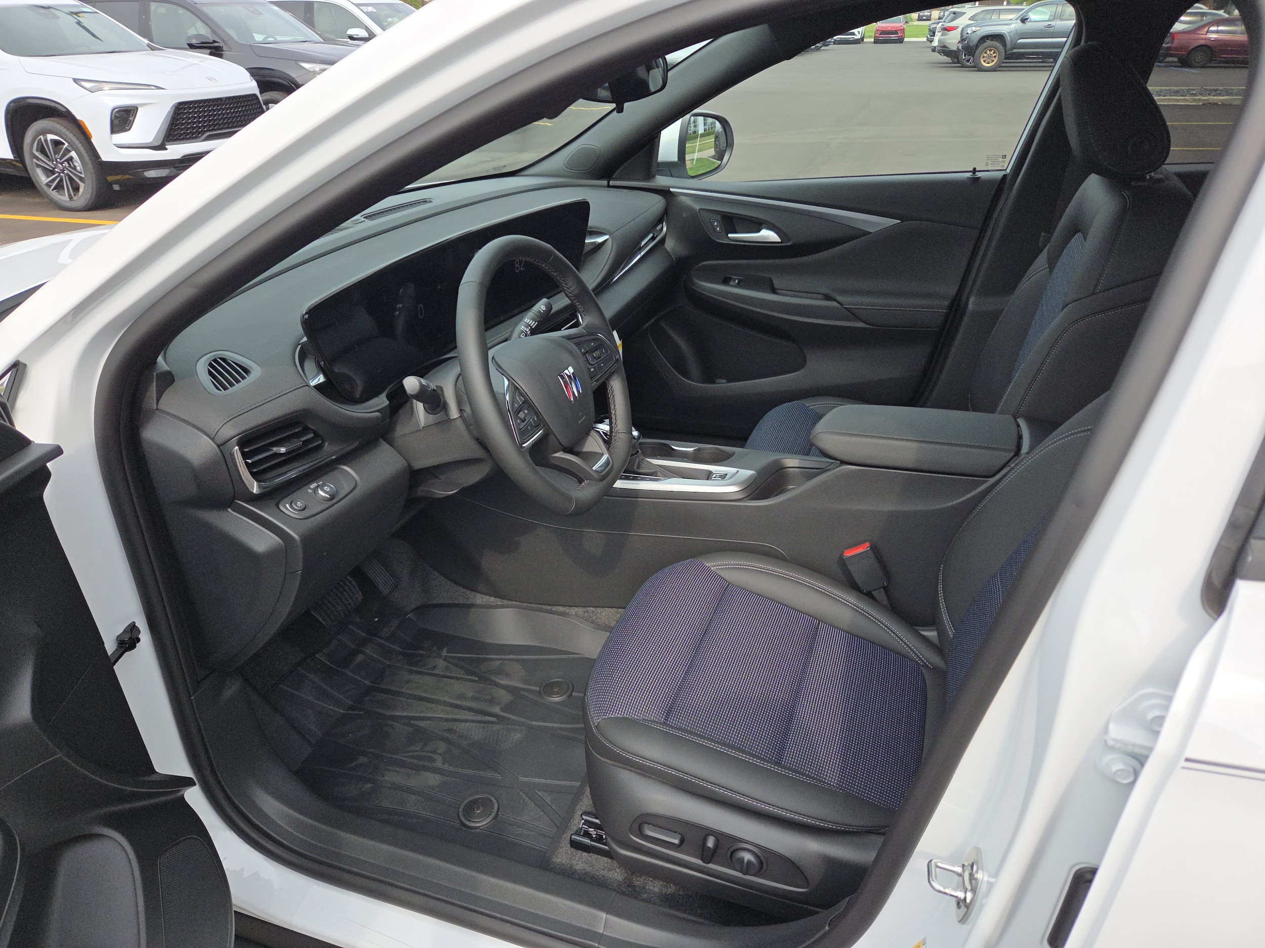 2026 Buick Envista Preferred - Photo 30