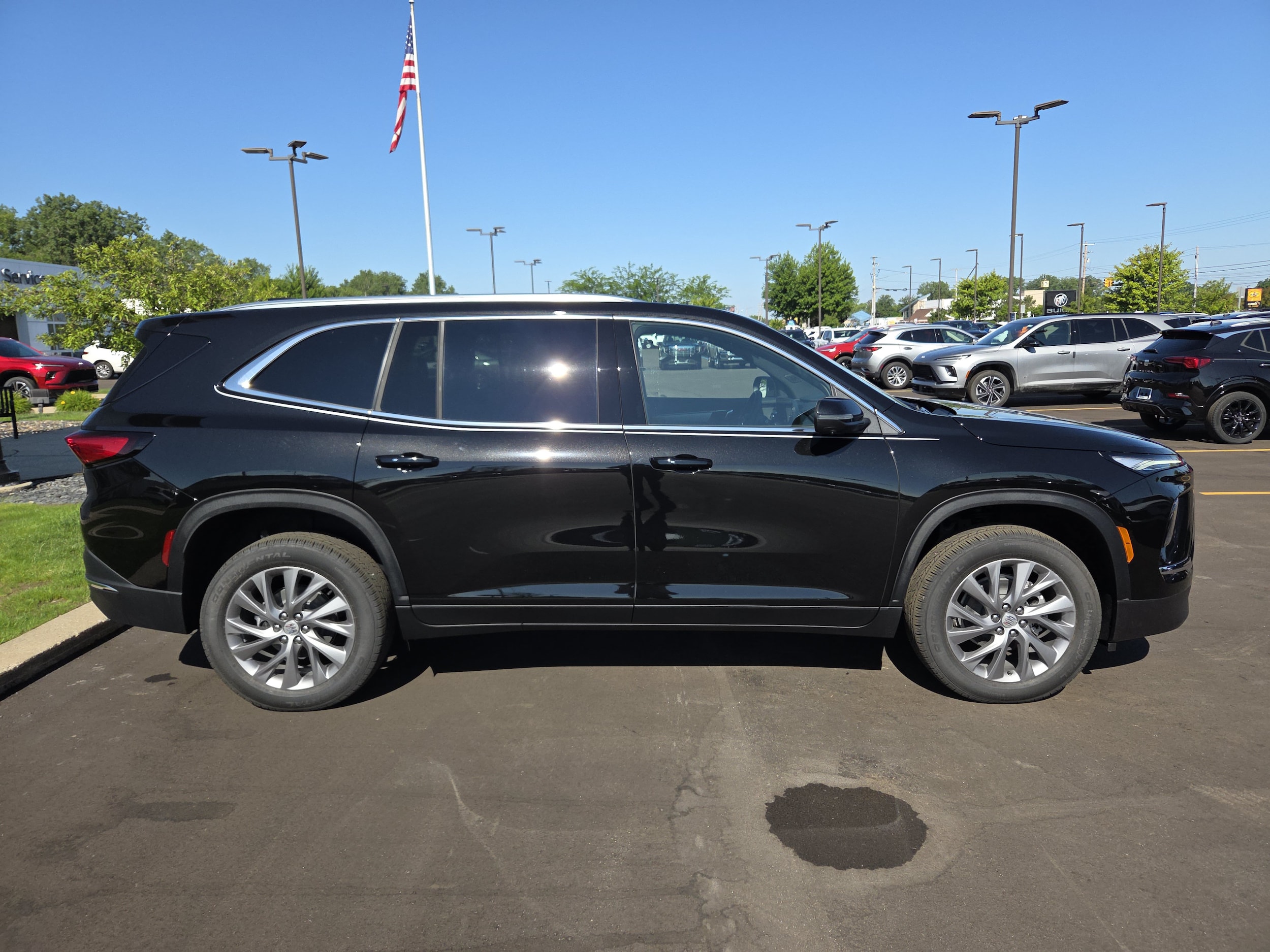 2026 Buick Enclave Preferred - Photo 8