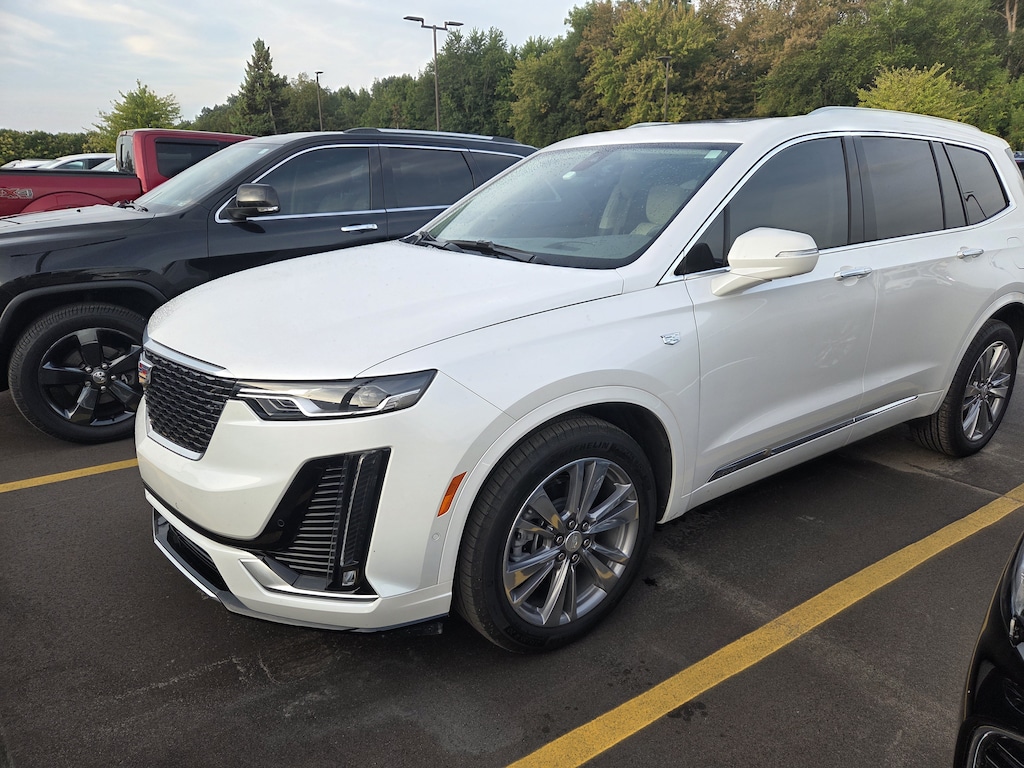 Used 2025 CADILLAC XT6 Premium Luxury SUV