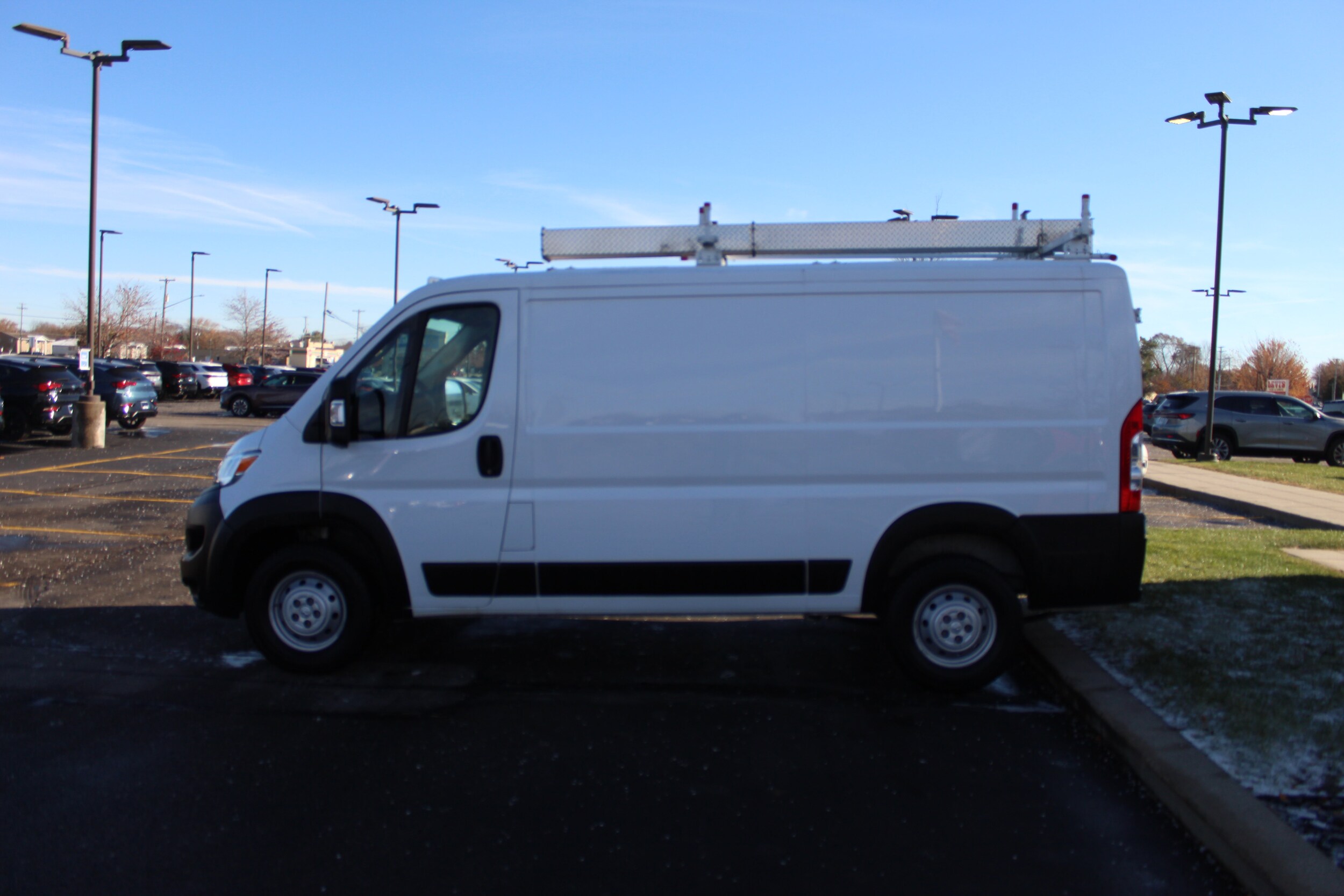 2023 Ram ProMaster 2500 photo 4