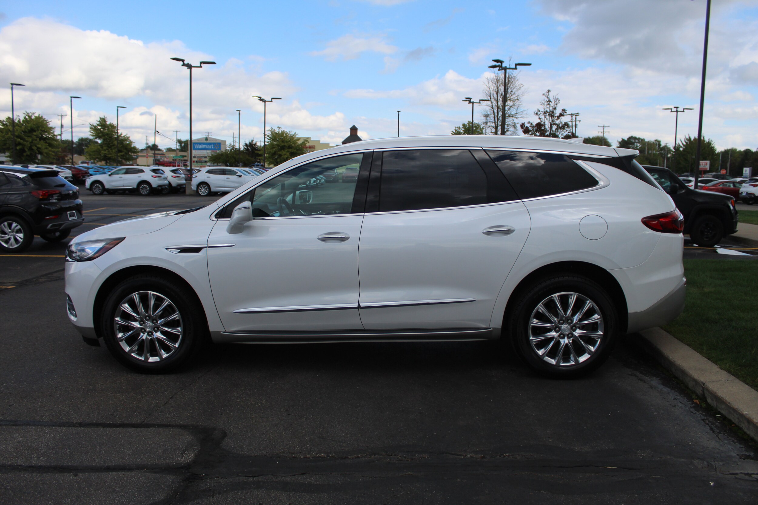 2018 Buick Enclave Premium photo 4