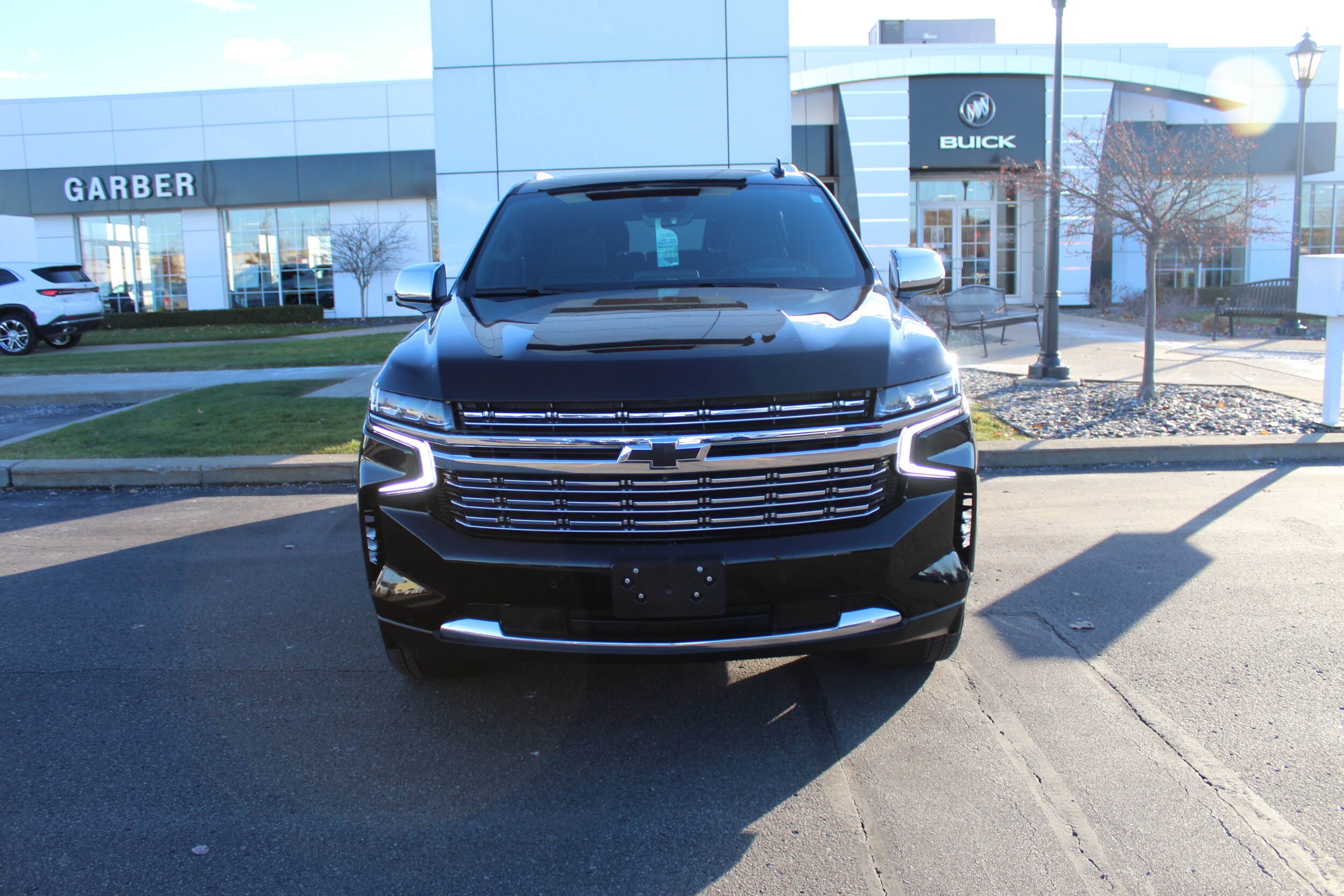 2023 Chevrolet Tahoe Premier photo 2