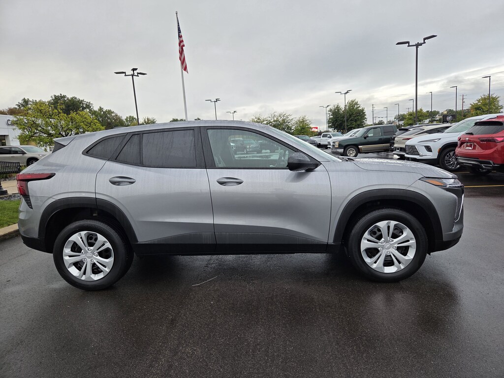 Used 2024 Chevrolet Trax LS SUV