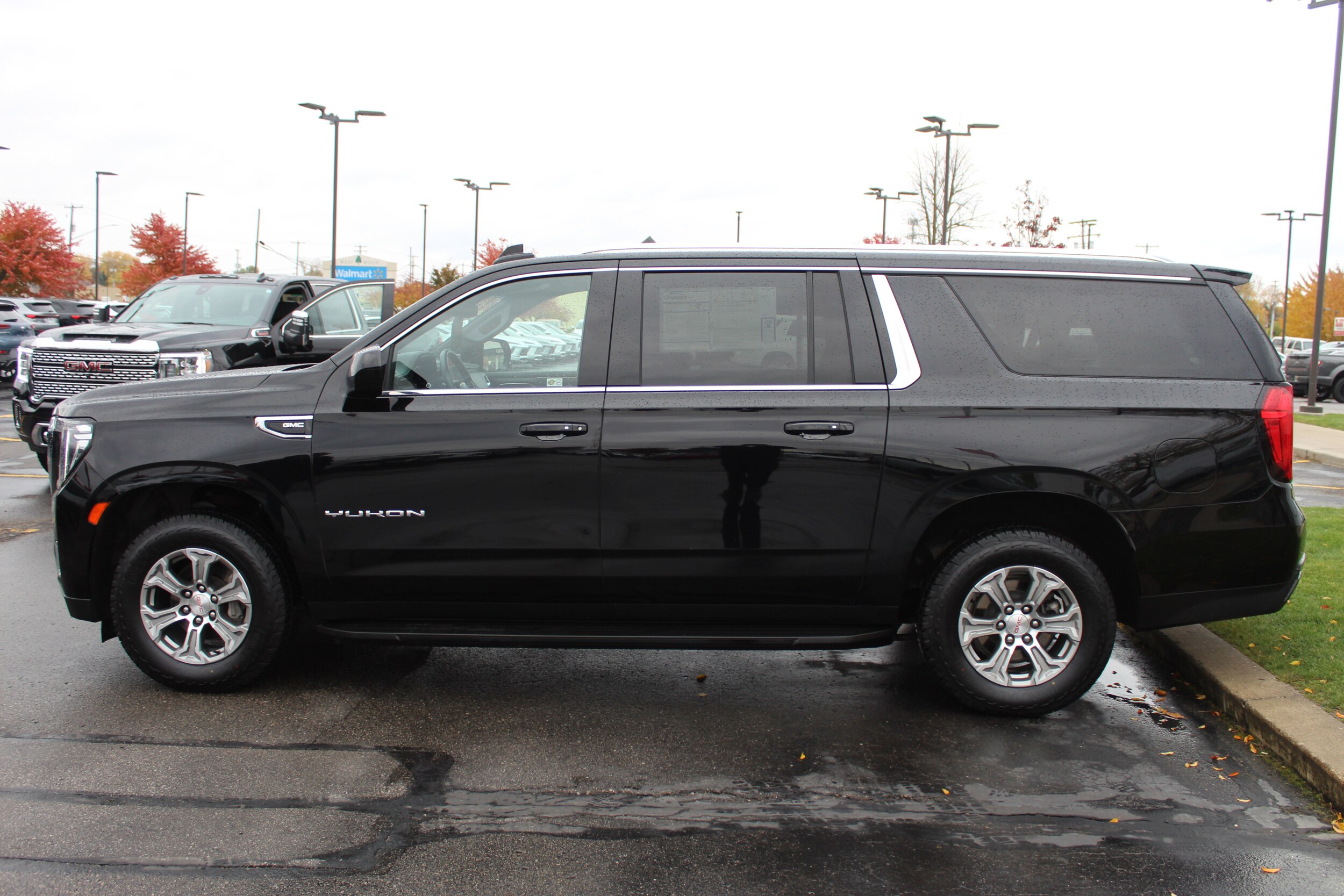 2024 Gmc Yukon XL SLE photo 4