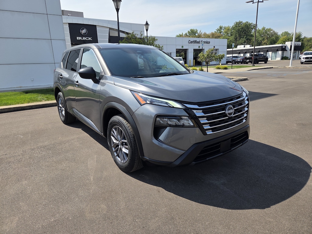 Used 2024 Nissan Rogue S SUV