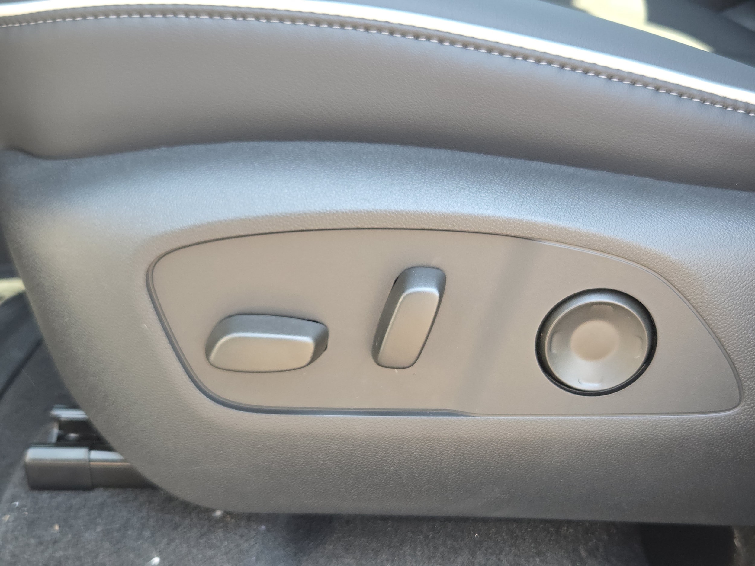 2026 Buick Enclave Sport Touring - Photo 24