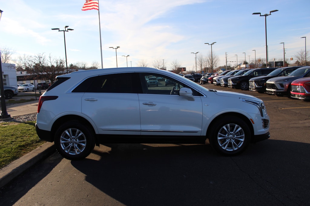 Used 2023 CADILLAC XT5 Luxury SUV