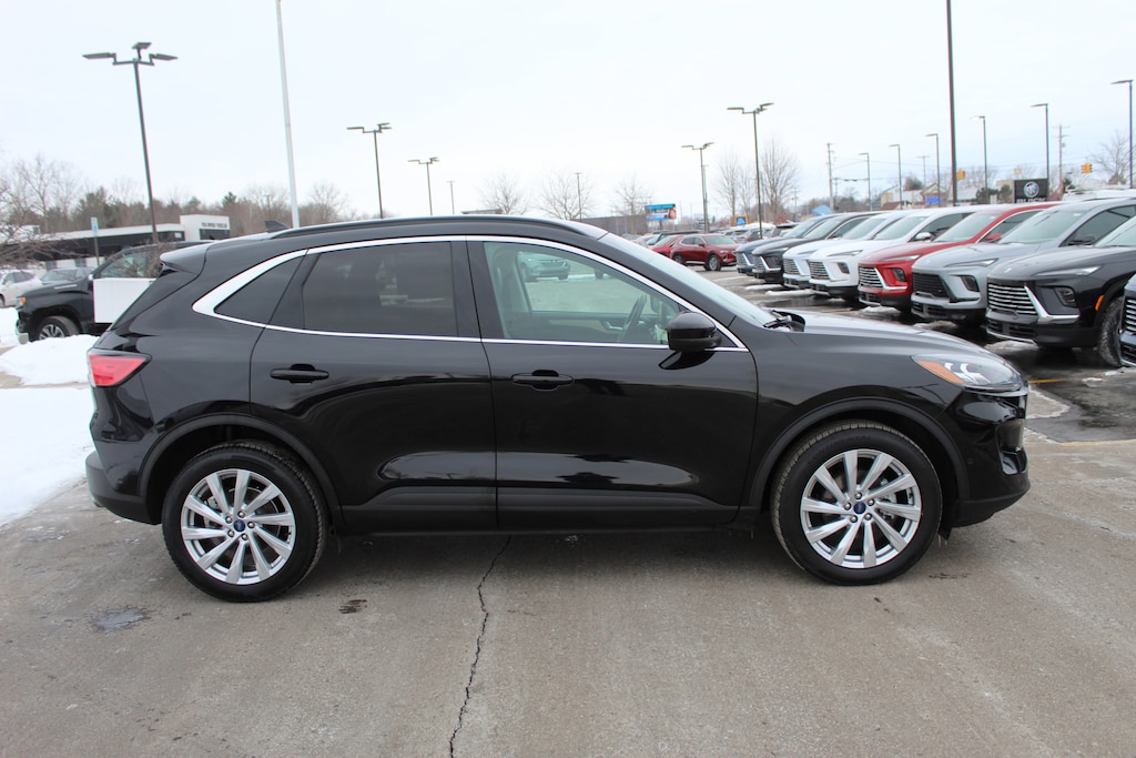 Used 2022 Ford Escape Titanium SUV