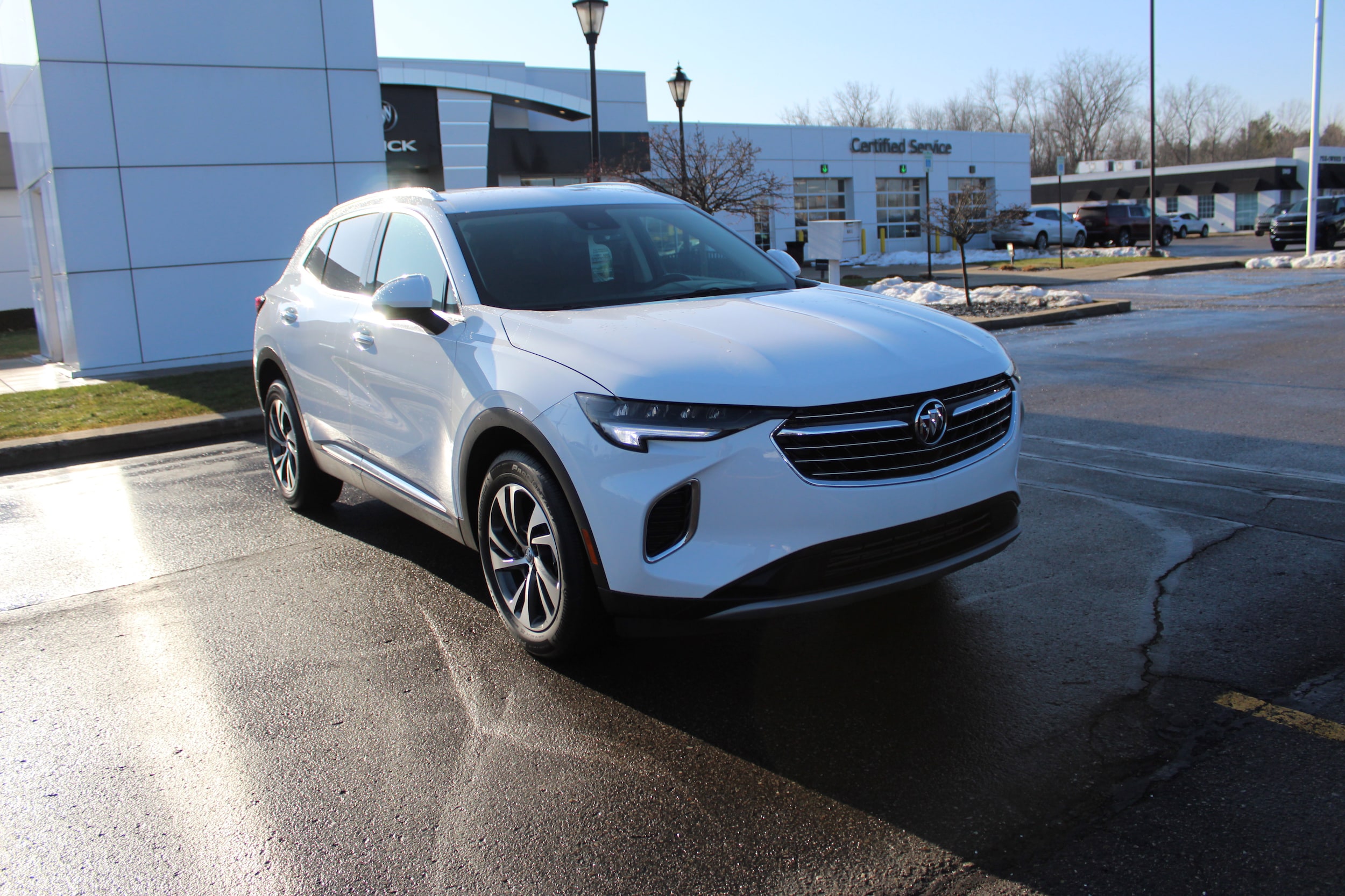 2023 Buick Envision Essence's photo