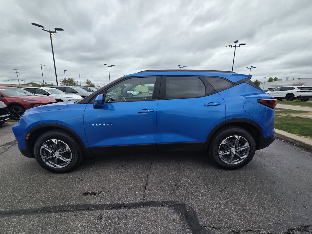 Used 2025 Chevrolet Blazer 2LT SUV