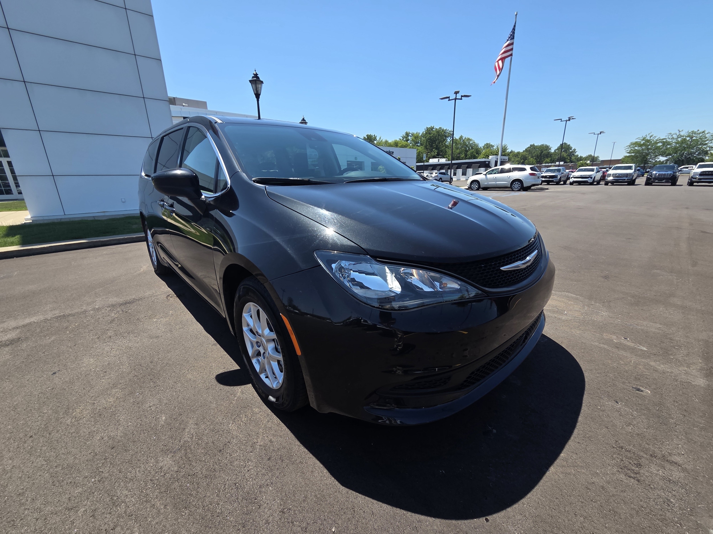 Used 2023 Chrysler Voyager