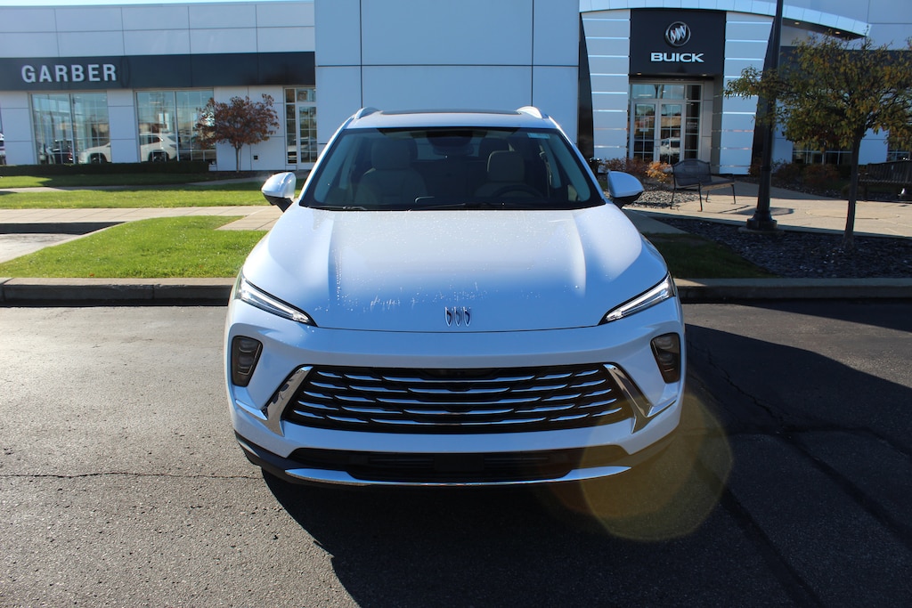 New 2025 Buick Envision Preferred SUV
