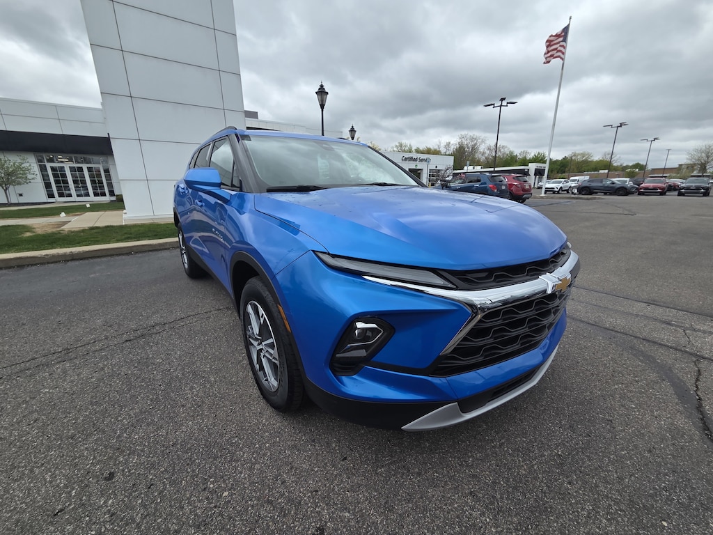 Used 2025 Chevrolet Blazer 2LT SUV