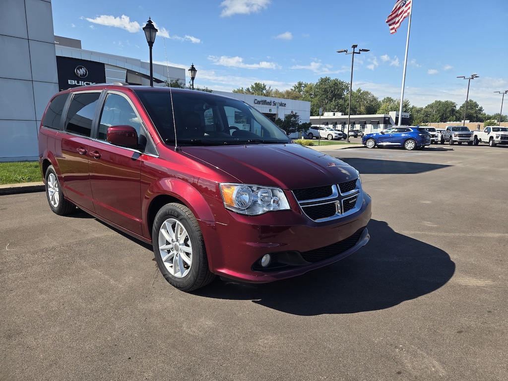 Used 2020 Dodge Grand Caravan SXT Van Passenger Van