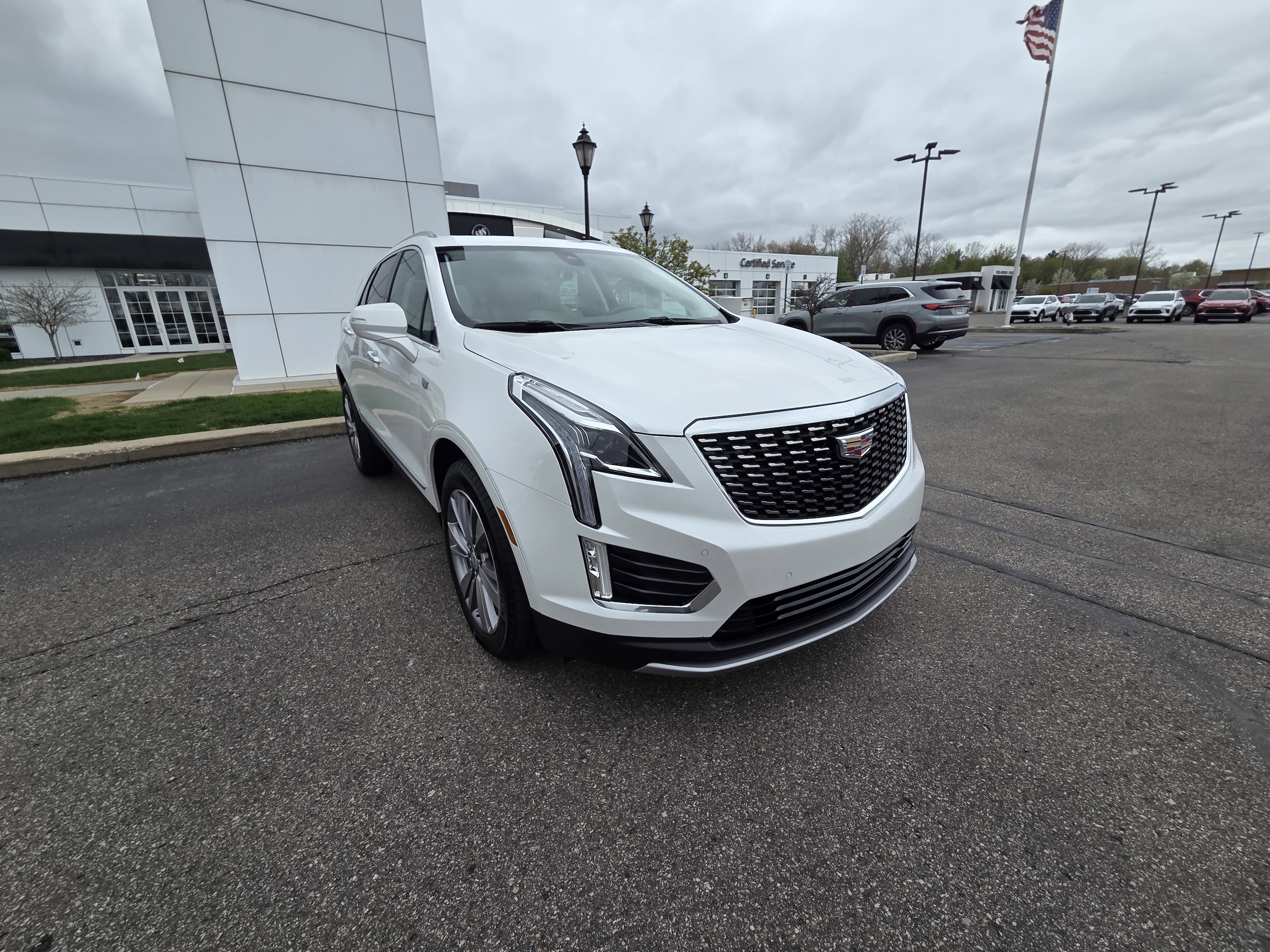 2024 Cadillac XT5 AWD Premium Luxury's photo