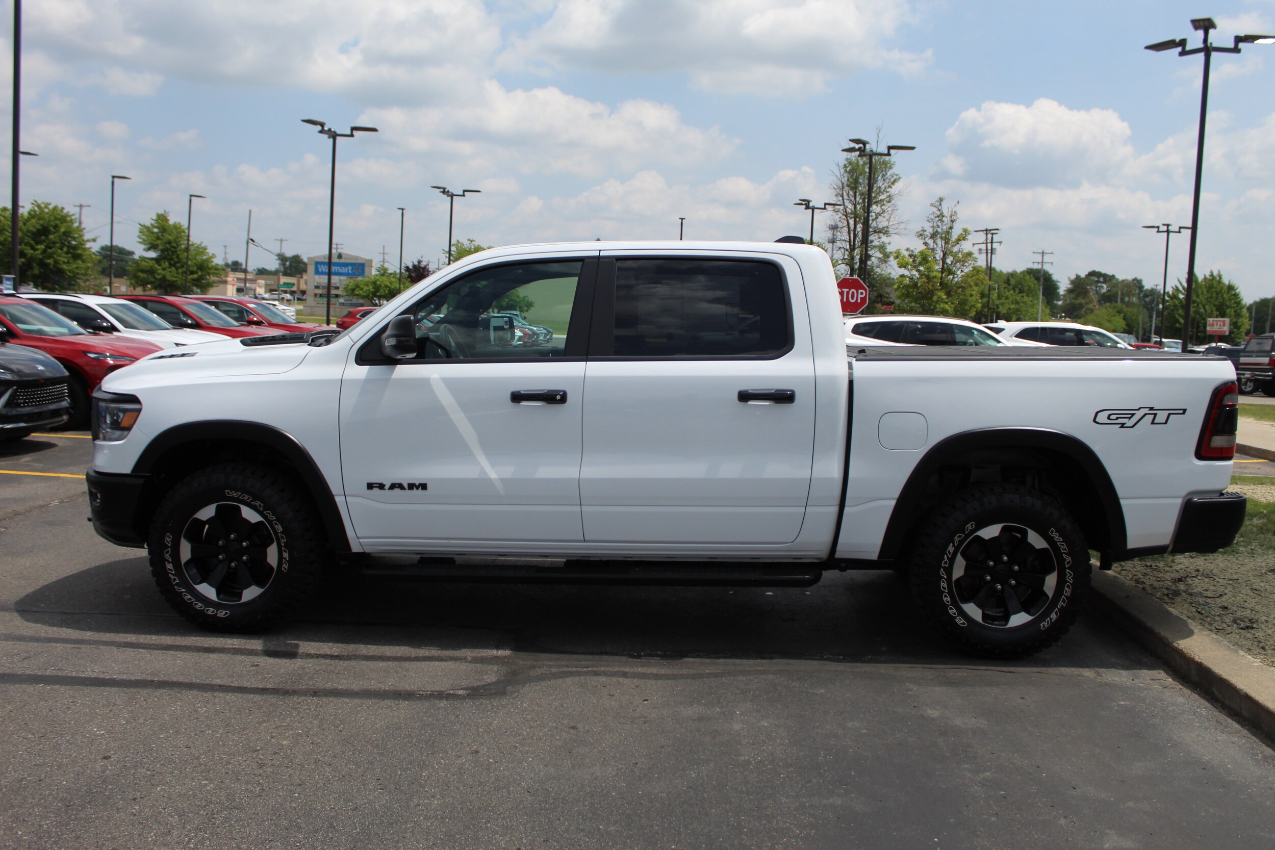 2023 Ram 1500 Rebel photo 4