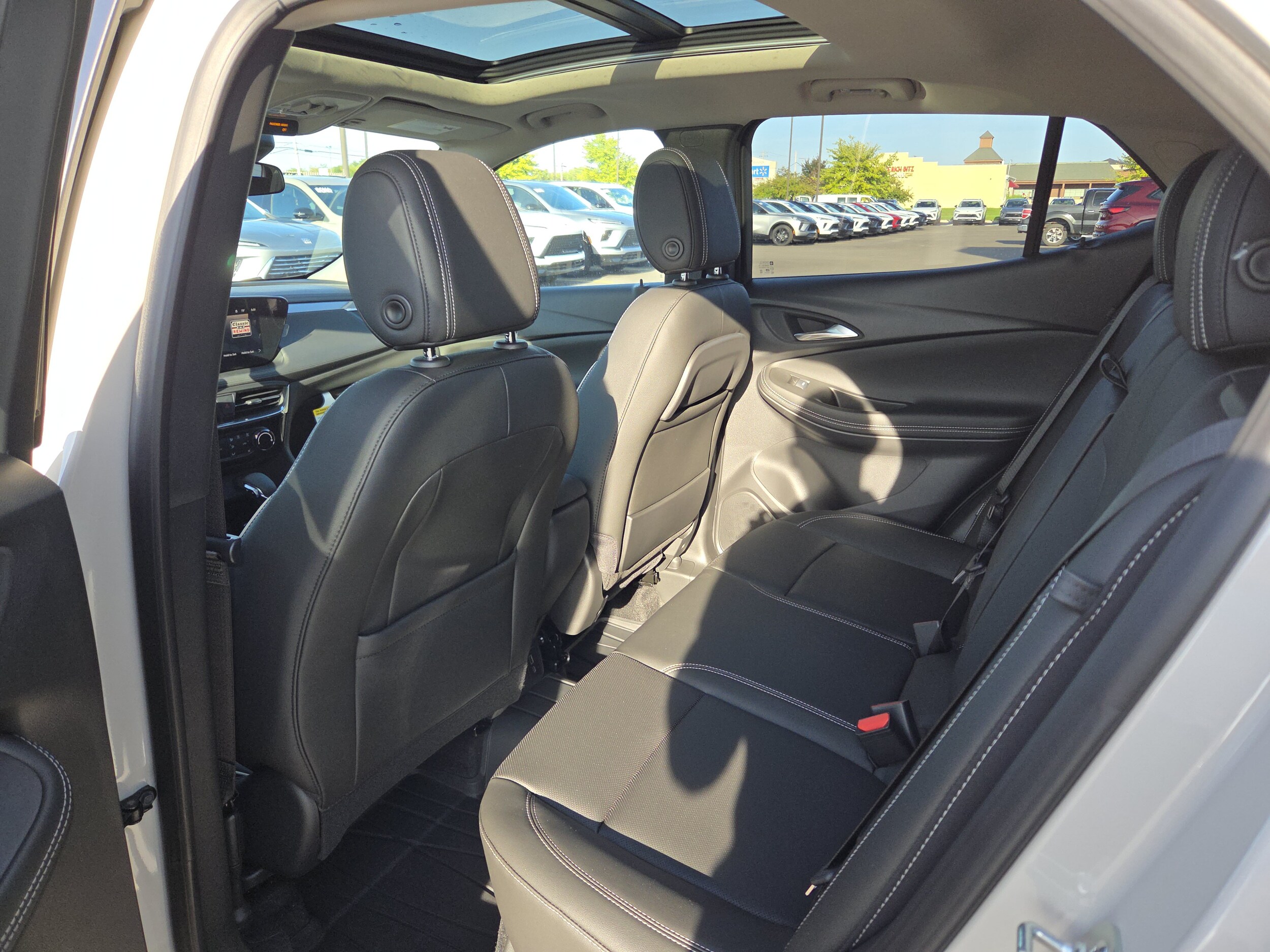 2026 Buick Encore GX Sport Touring - Photo 35