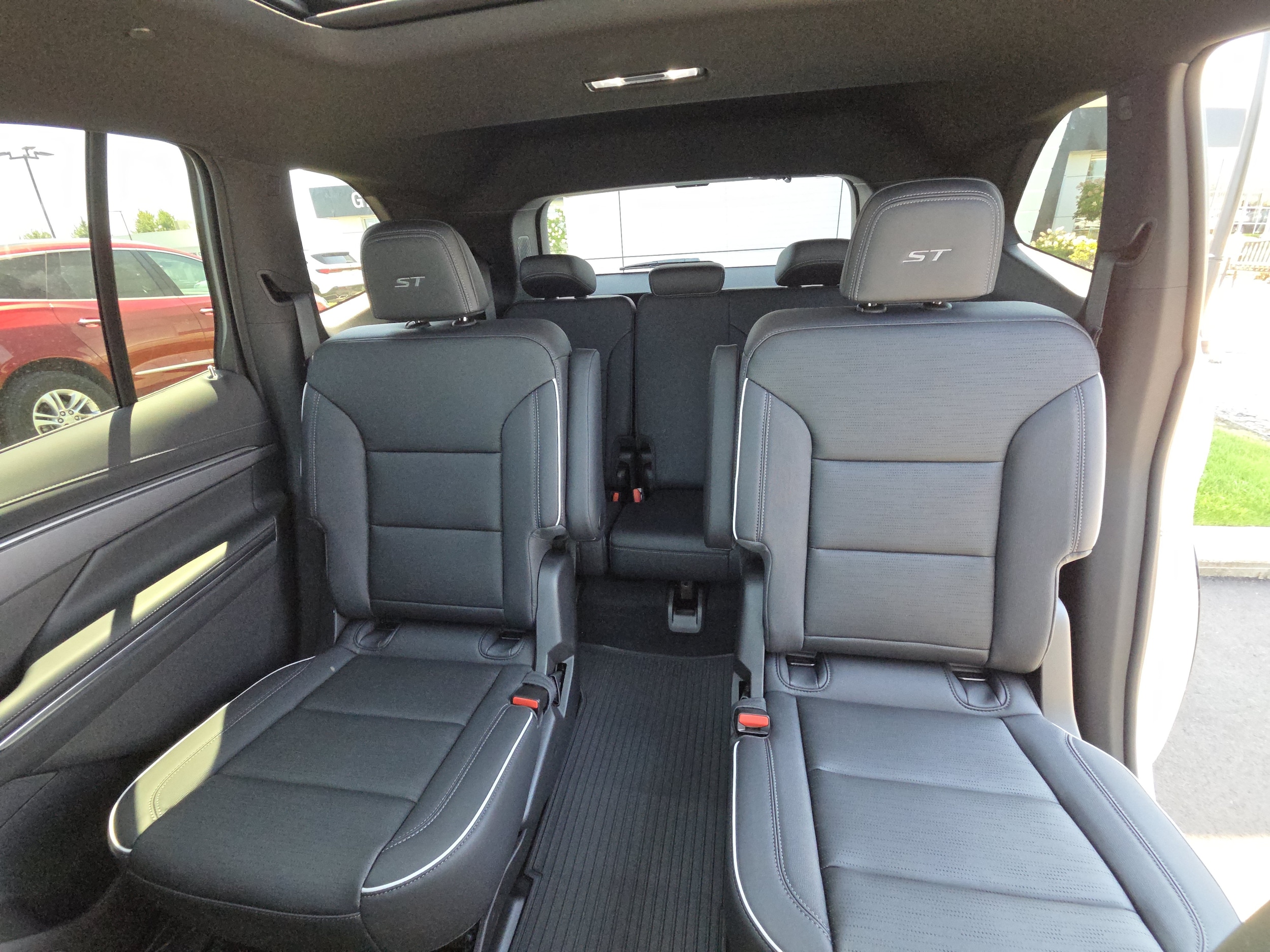 2026 Buick Enclave Sport Touring - Photo 35