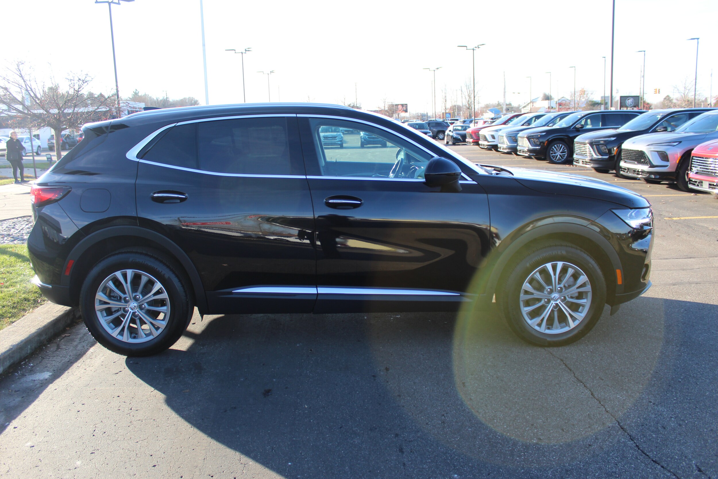 2022 Buick Envision Preferred photo 2