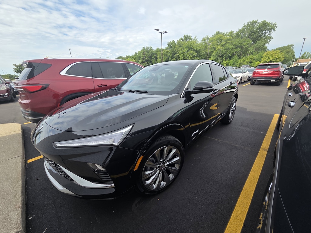 Used 2025 Buick Envista Avenir SUV