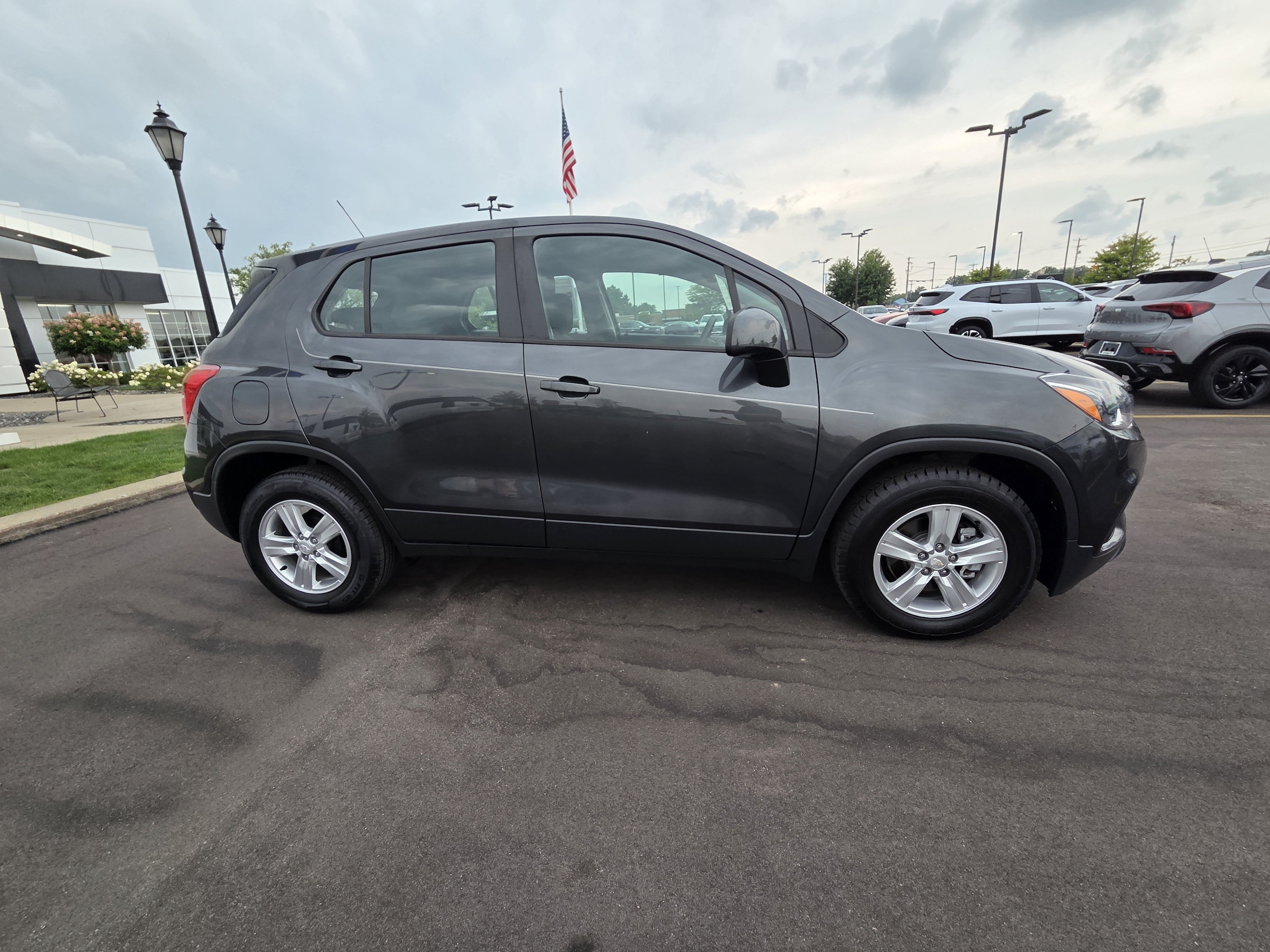 Used 2019 Chevrolet Trax LS with VIN 3GNCJKSB3KL234361 for sale in Saginaw, MI