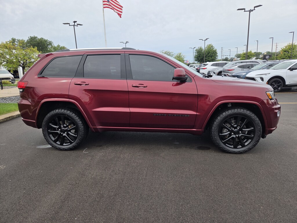 Used 2021 Jeep Grand Cherokee Laredo E SUV