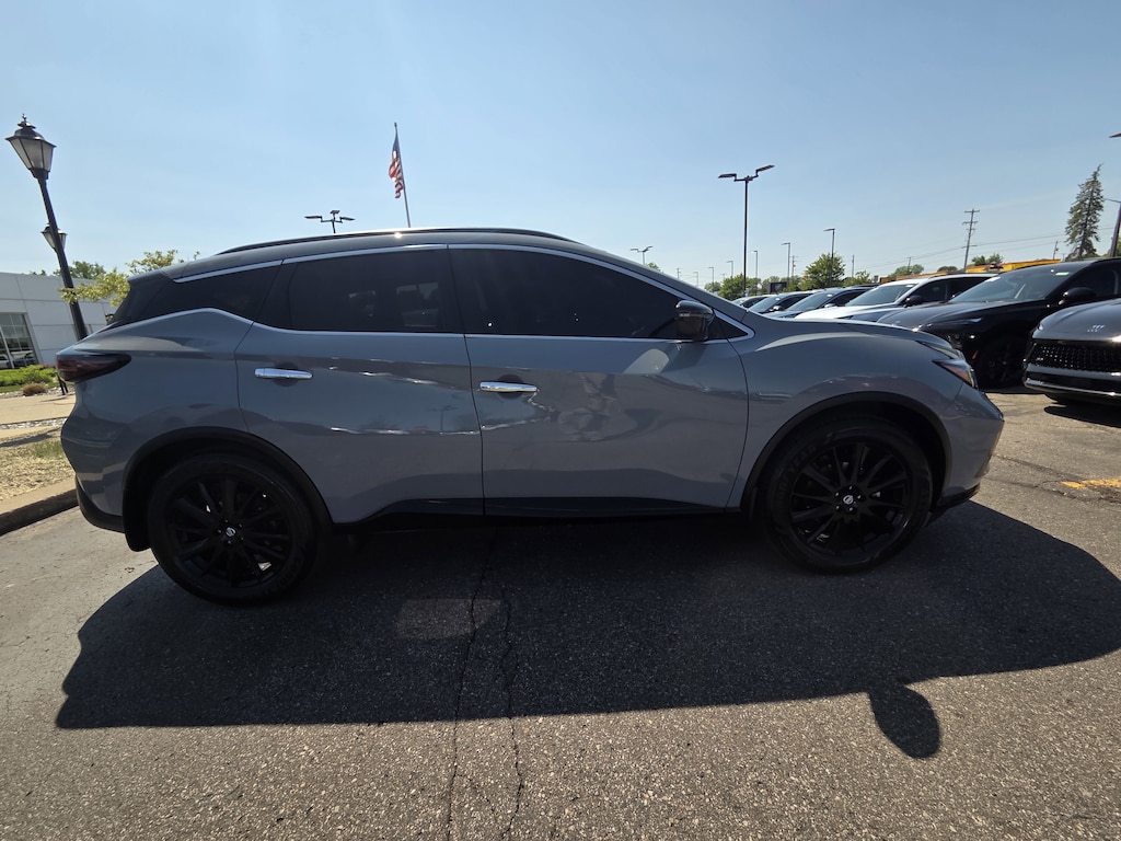 Used 2022 Nissan Murano SV Intelligent AWD SUV