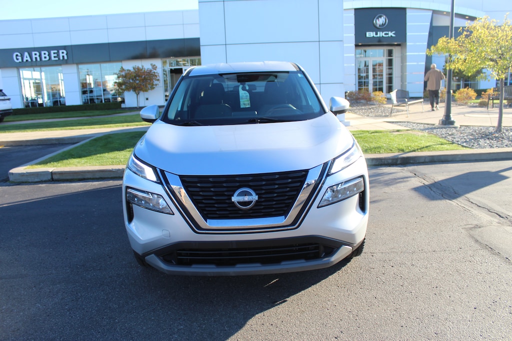 Used 2023 Nissan Rogue SV SUV
