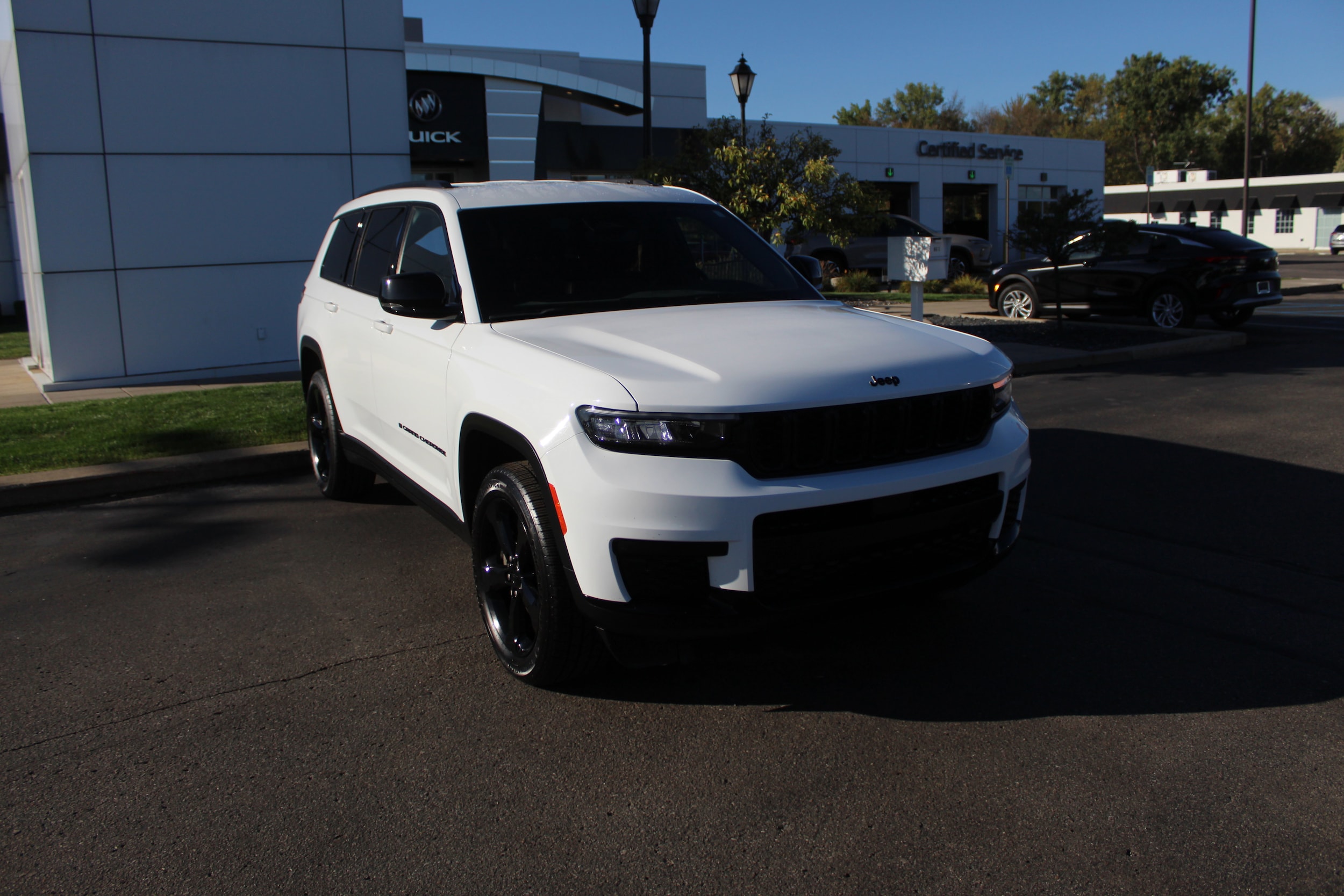 2023 Jeep Grand Cherokee L Altitude's photo