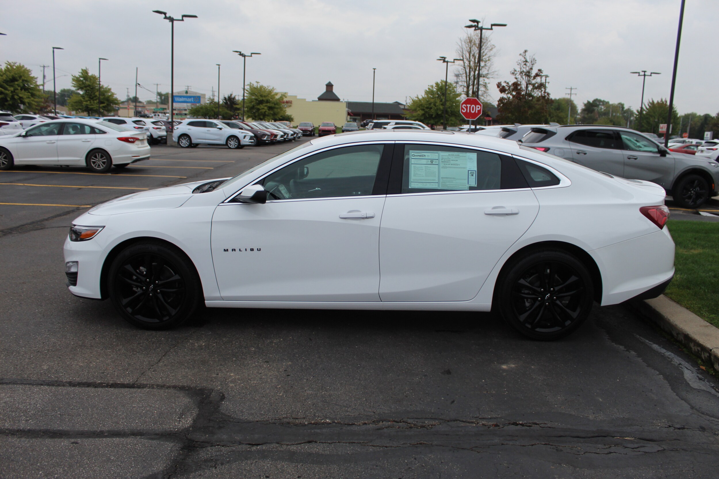 2024 Chevrolet Malibu 1LT photo 4