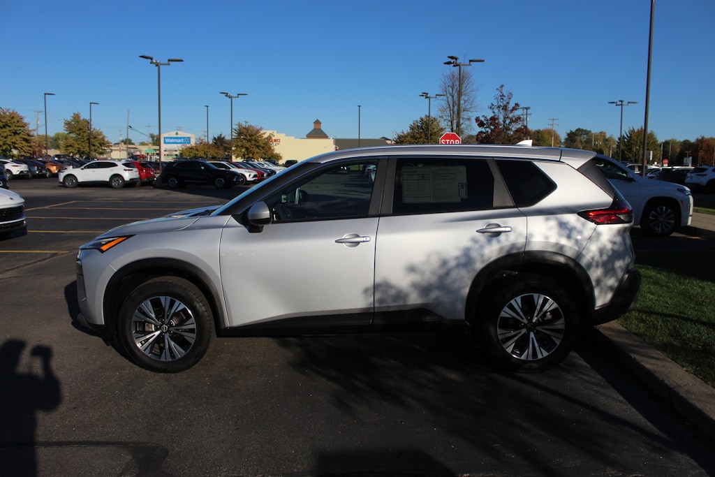 Used 2023 Nissan Rogue SV SUV