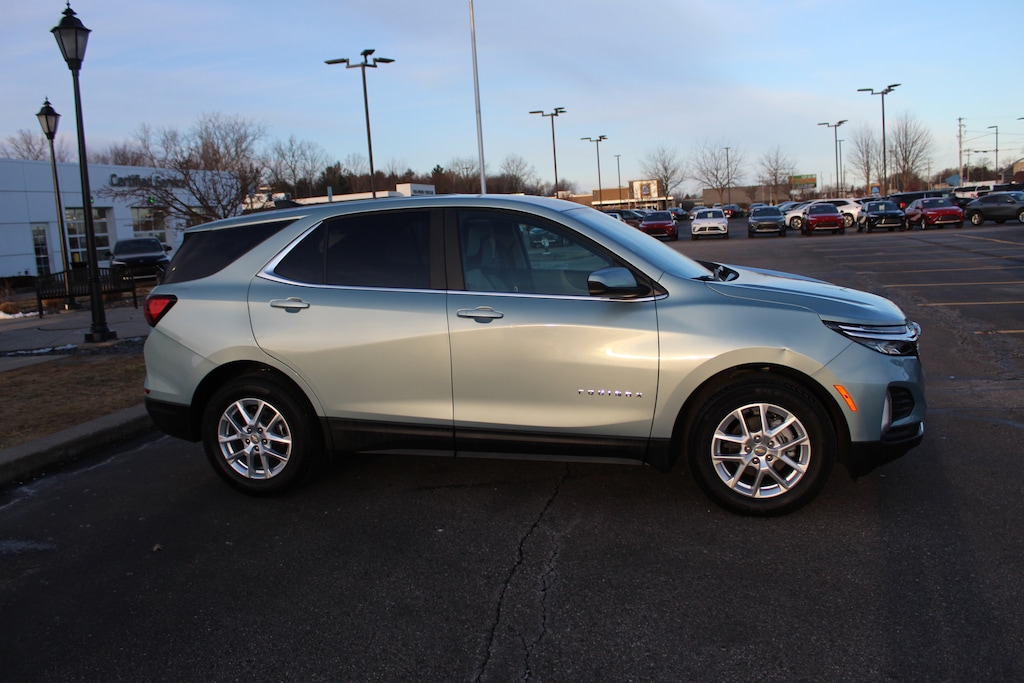 Used 2022 Chevrolet Equinox LT SUV