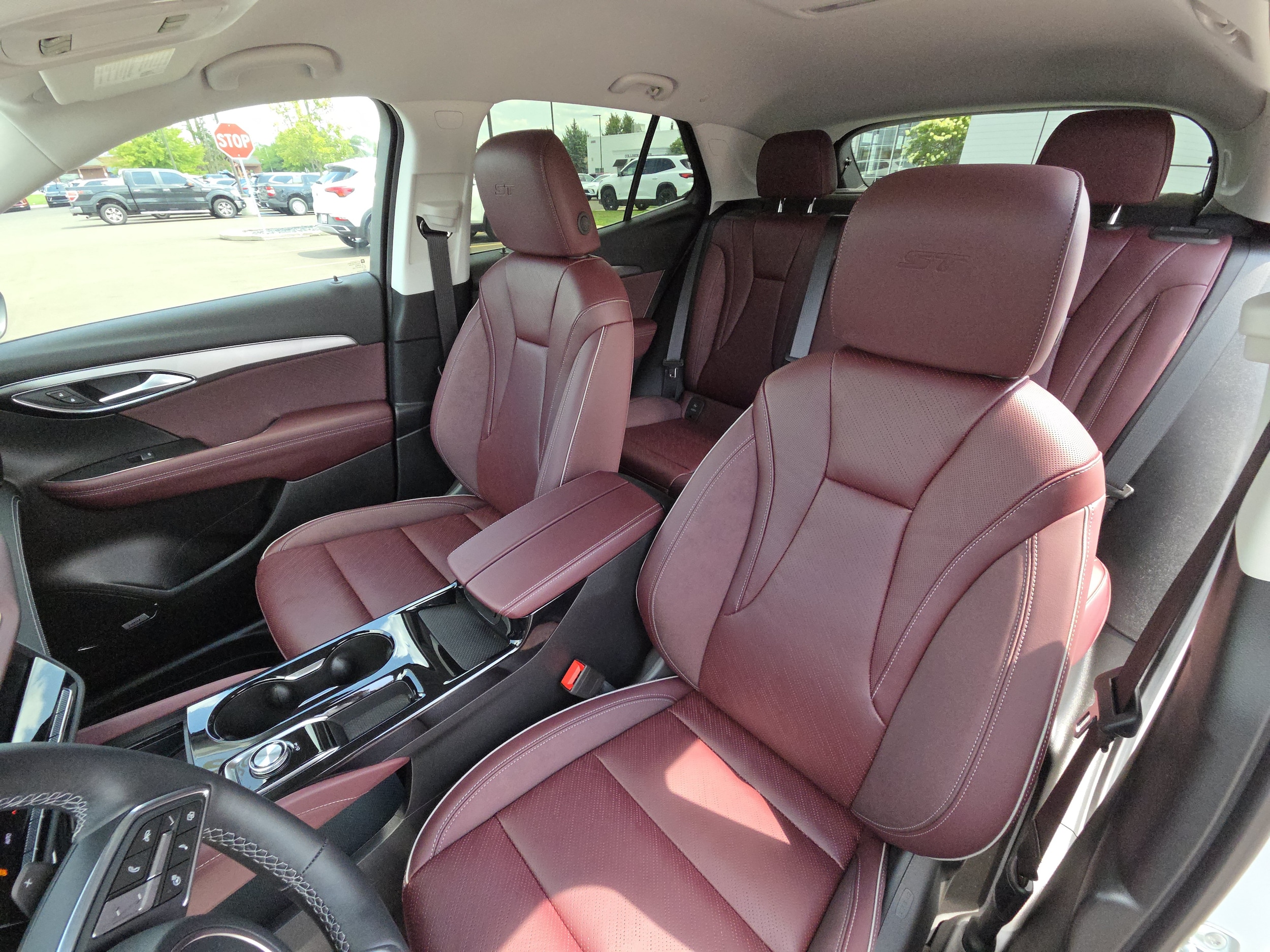 2026 Buick Envision Sport Touring - Photo 32