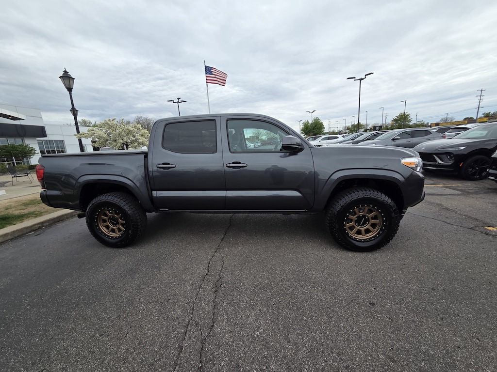 Used 2022 Toyota Tacoma SR V6 Truck Double Cab