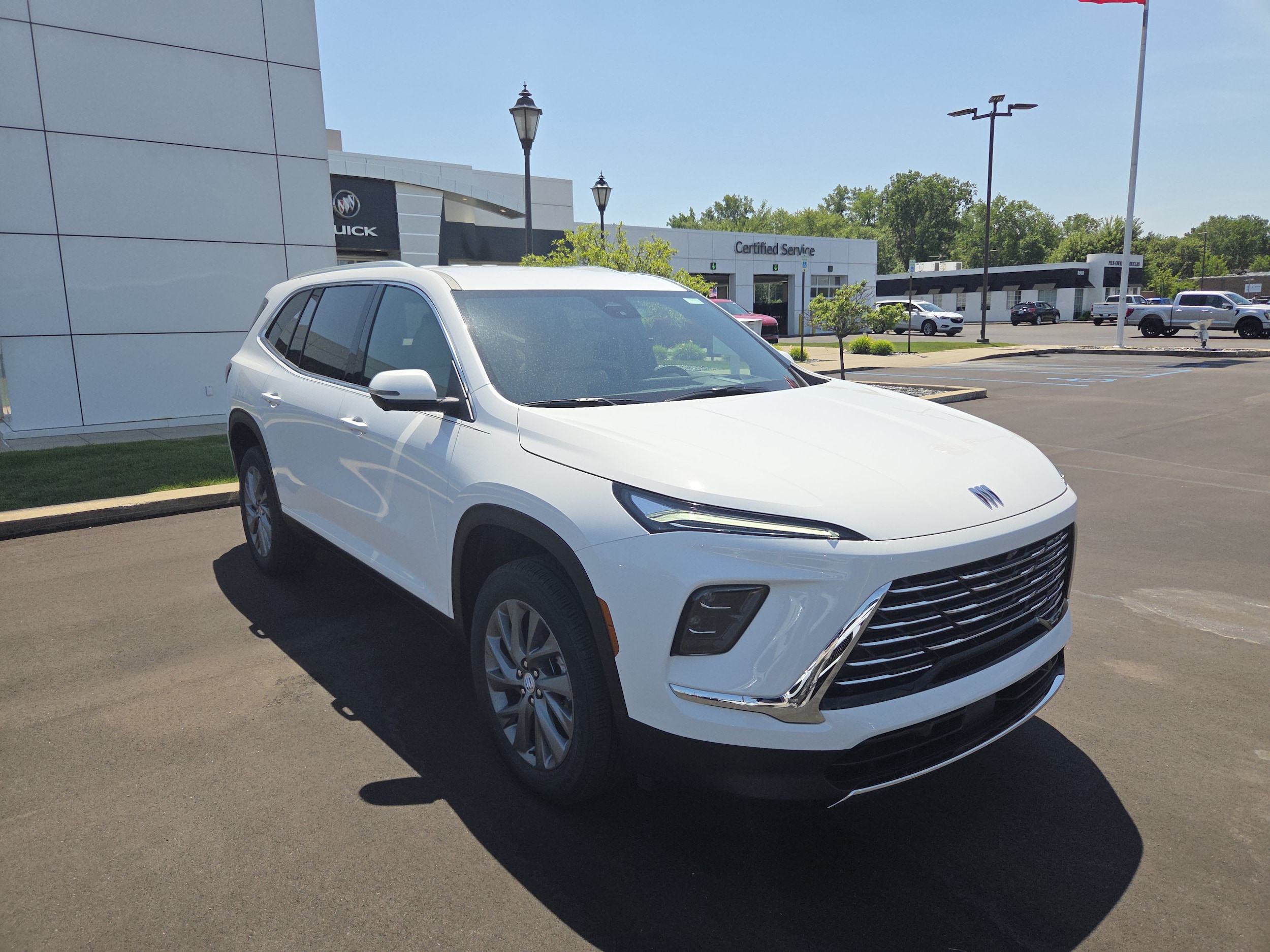 2026 Buick Enclave Preferred AWD's photo