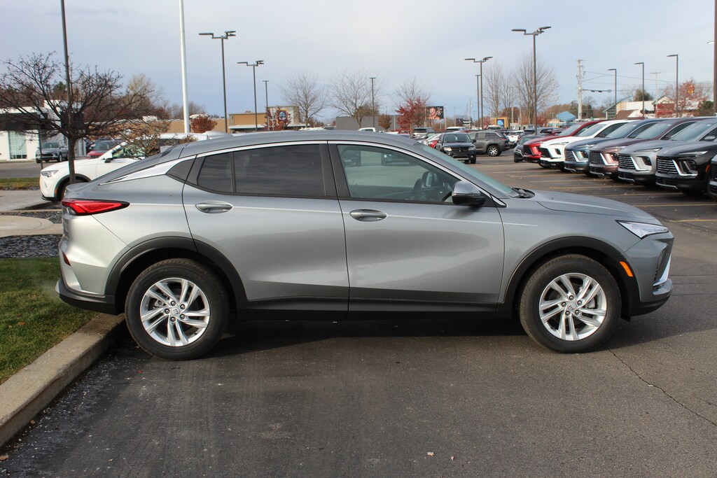 New 2026 Buick Envista Preferred SUV