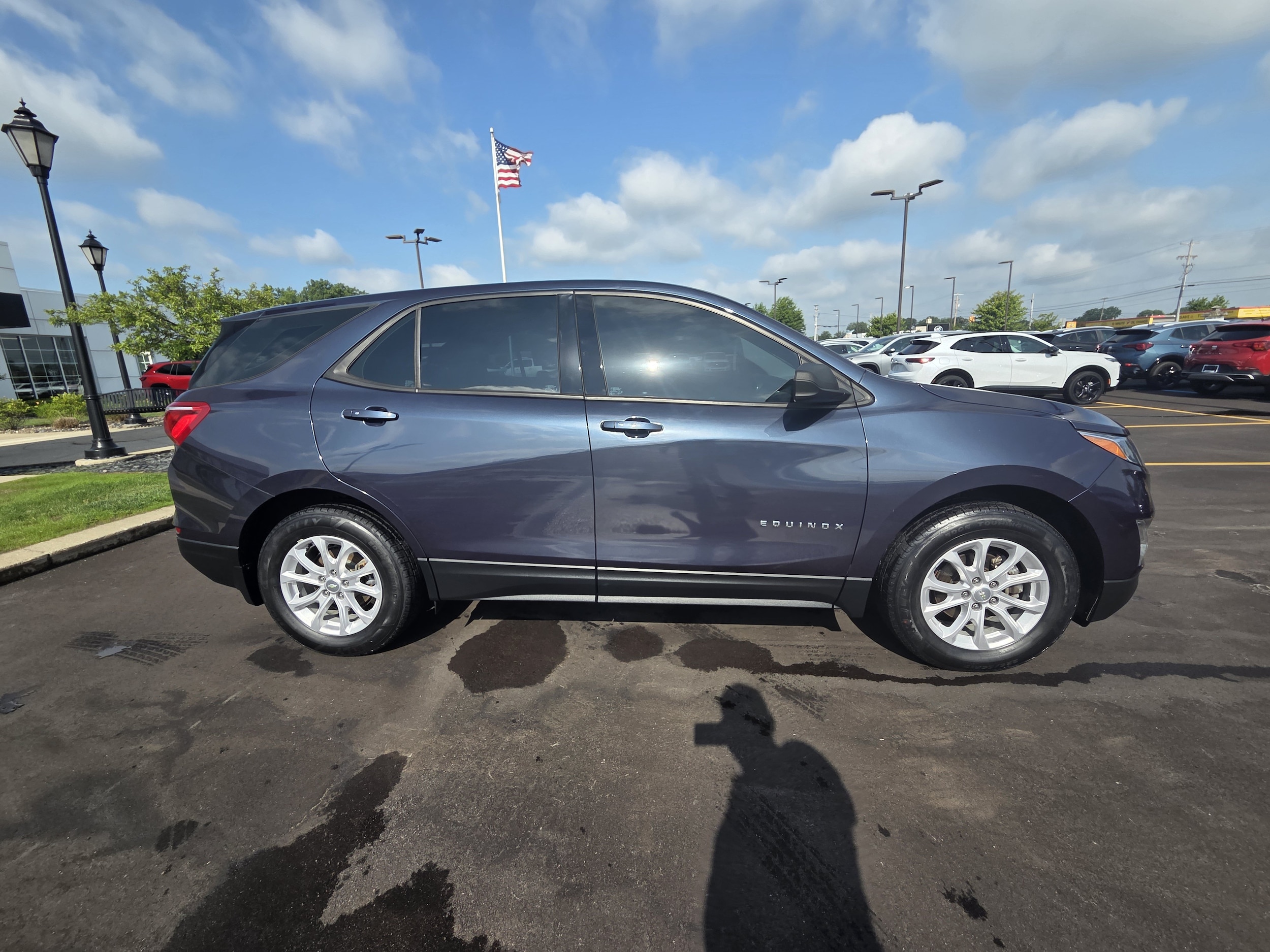 Used 2018 Chevrolet Equinox LS with VIN 3GNAXREV4JL351823 for sale in Saginaw, MI