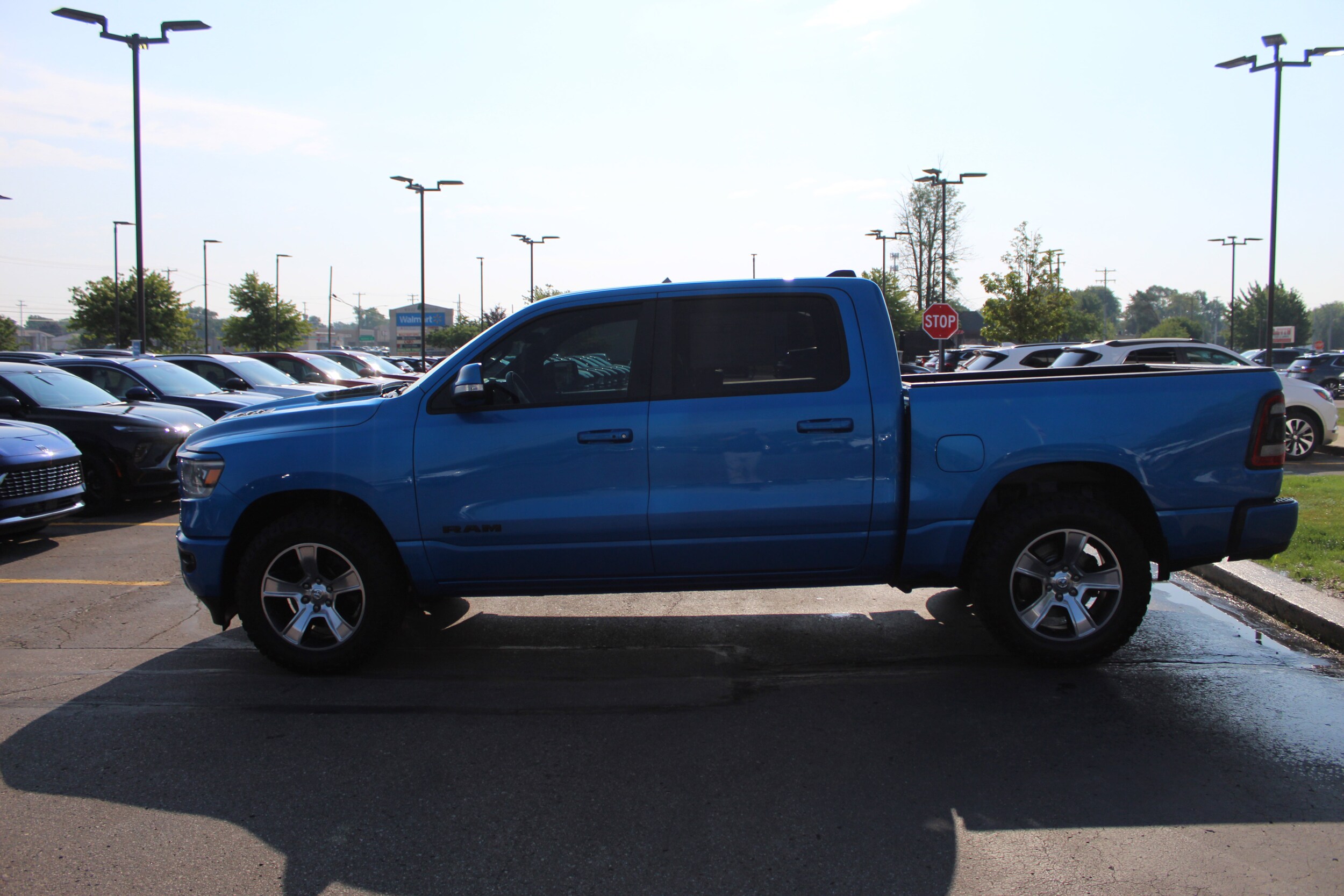 2021 Ram 1500 Sport photo 3
