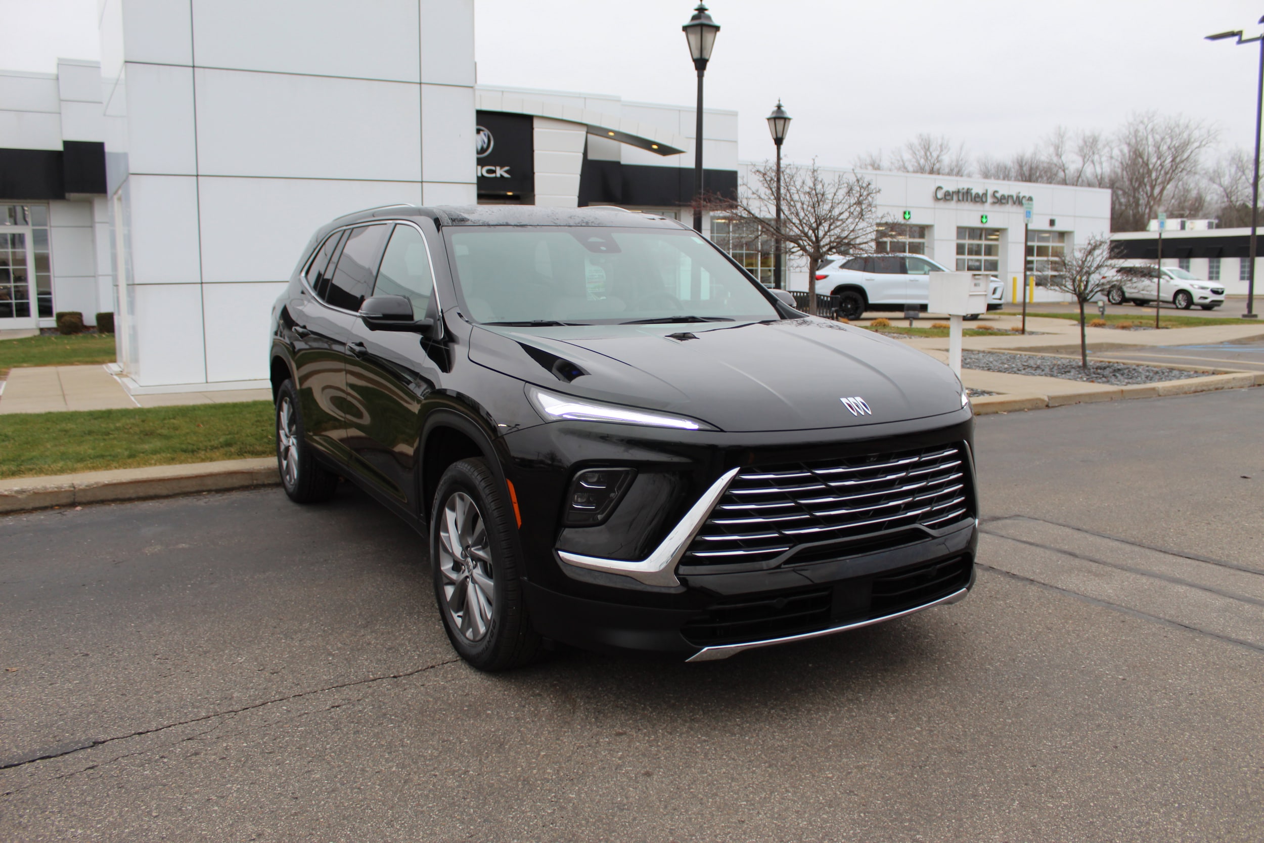 2025 Buick Enclave Preferred's photo