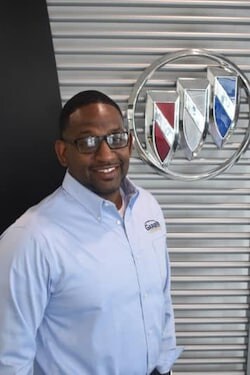 Staff member Darrell Carter from ID_ea7a33