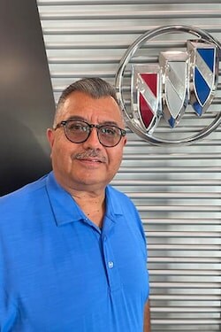 Staff member Louis Garcia from ID_e451ab