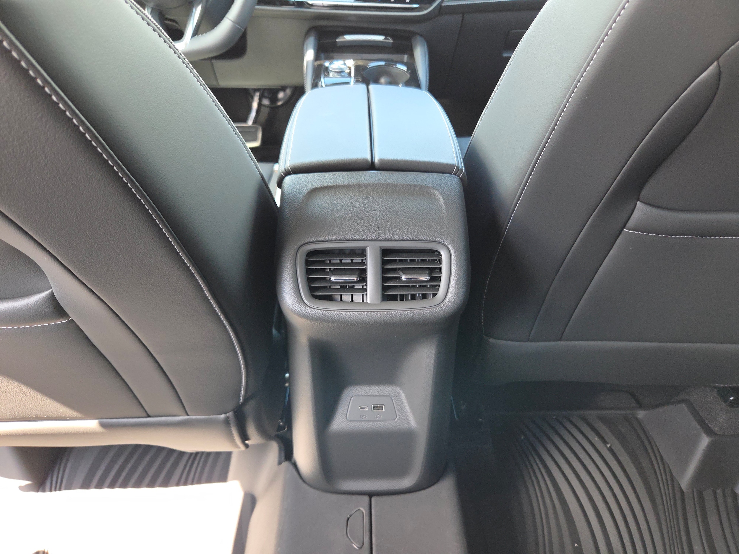 2026 Buick Envision Sport Touring - Photo 36