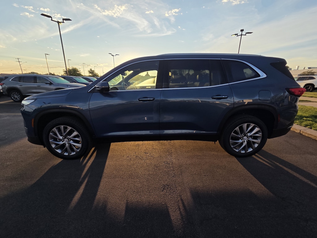 Used 2025 Buick Enclave Preferred SUV